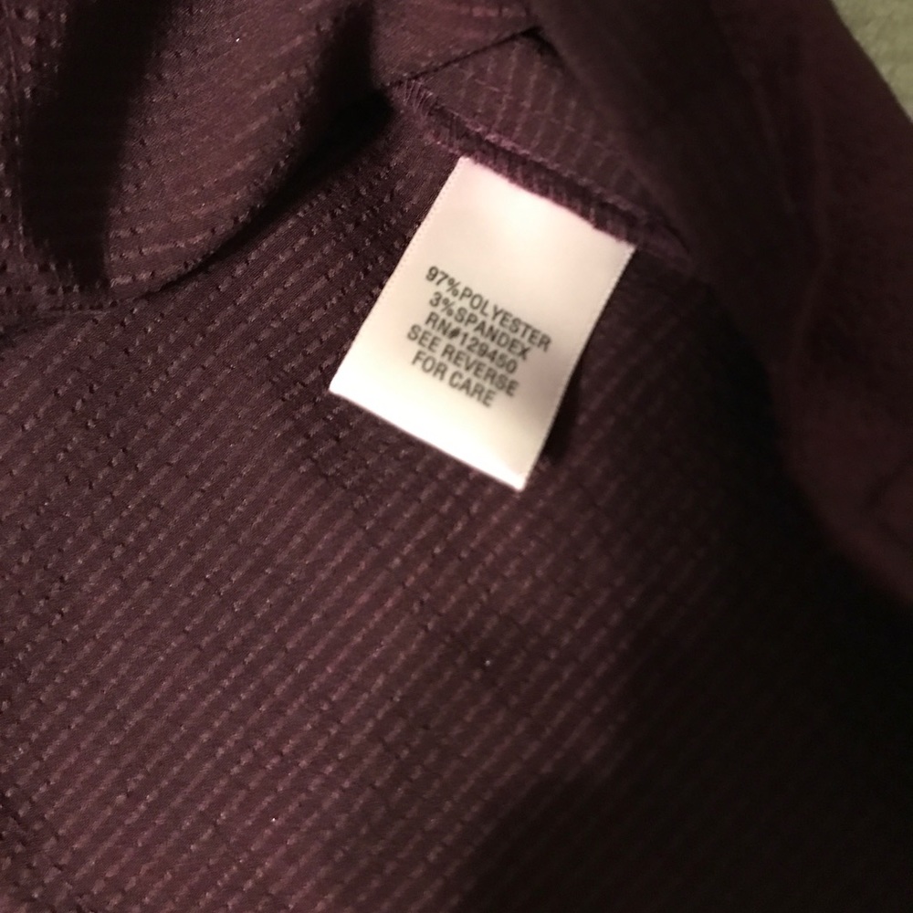 Flattering purple textured satiny blouse - Picture 4 of 4